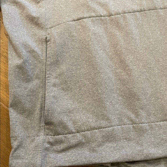Danskin Gray Hooded Top - Picture 4 of 6